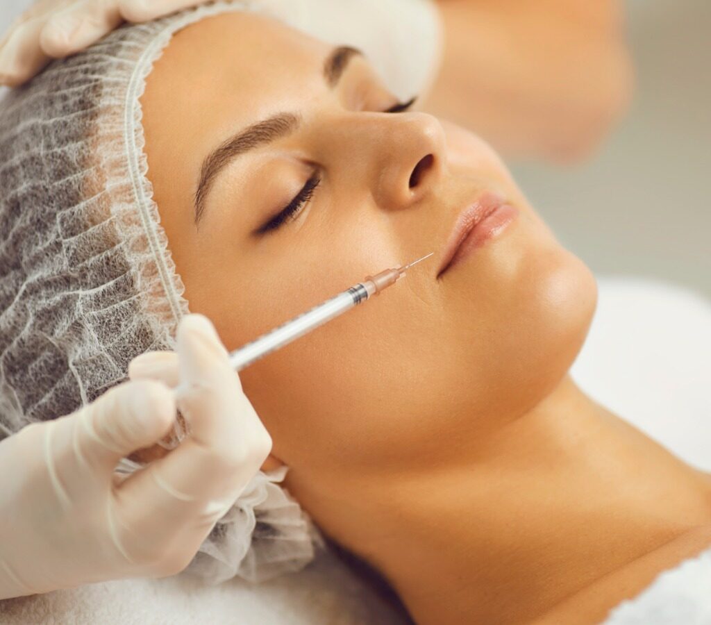 How to Choose Face Cleanser for Oily Skin in 2025?